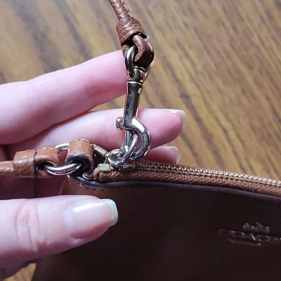 Coach Wristlet - Picture 7 of 17